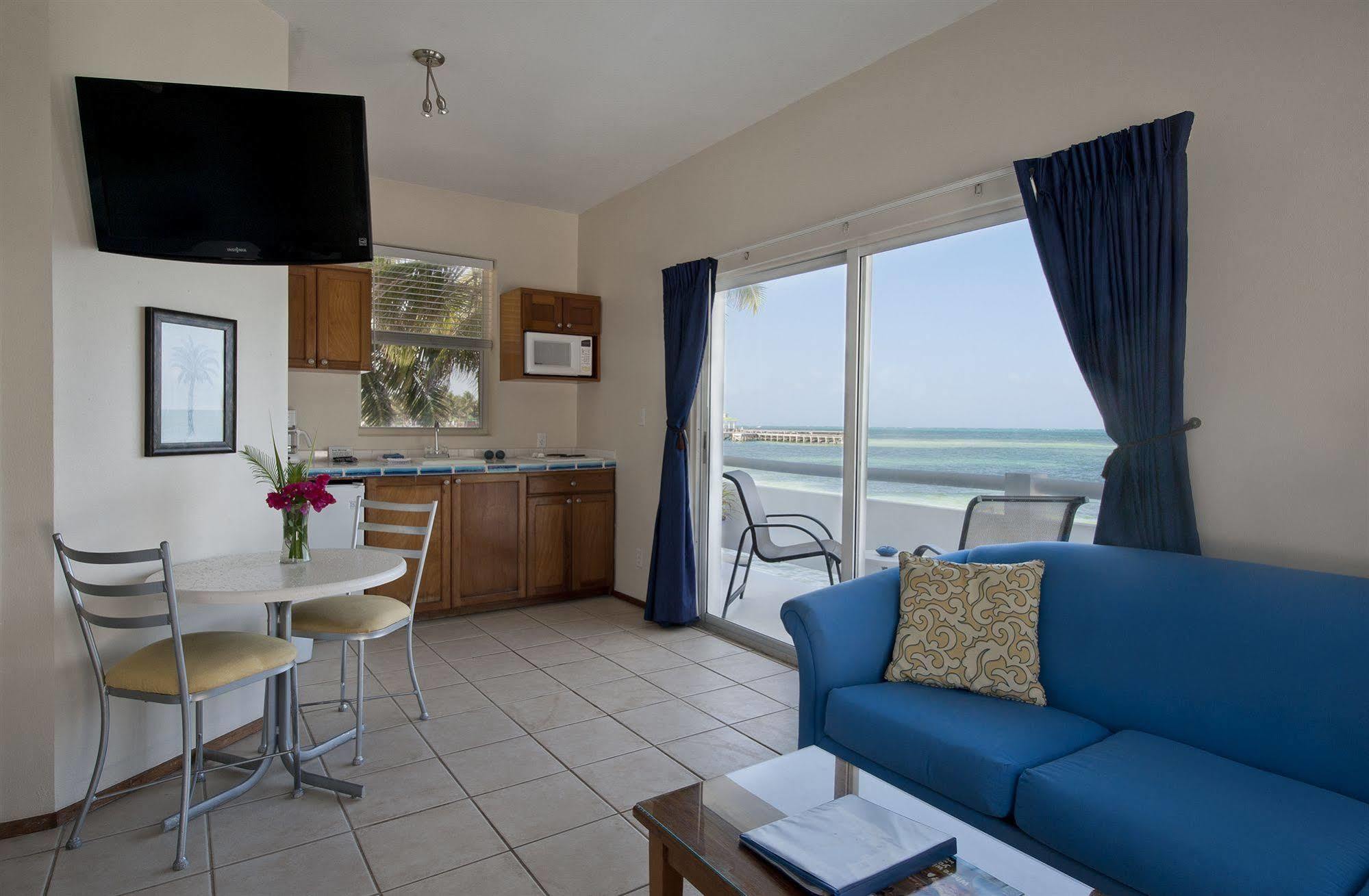 סן פדרו Mata Rocks Resort מראה חיצוני תמונה